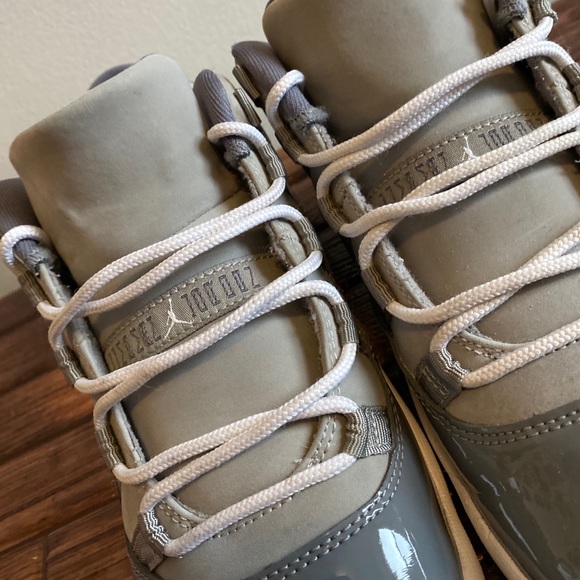 Jordan 11 cool grays low - Picture 8 of 9